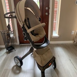 Stokke Xplory stroller